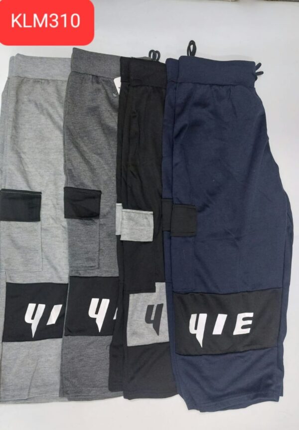 Short tipo bermuda KLM310