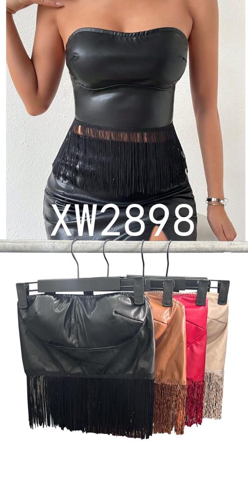 top de vinipiel con flecos  XW2898